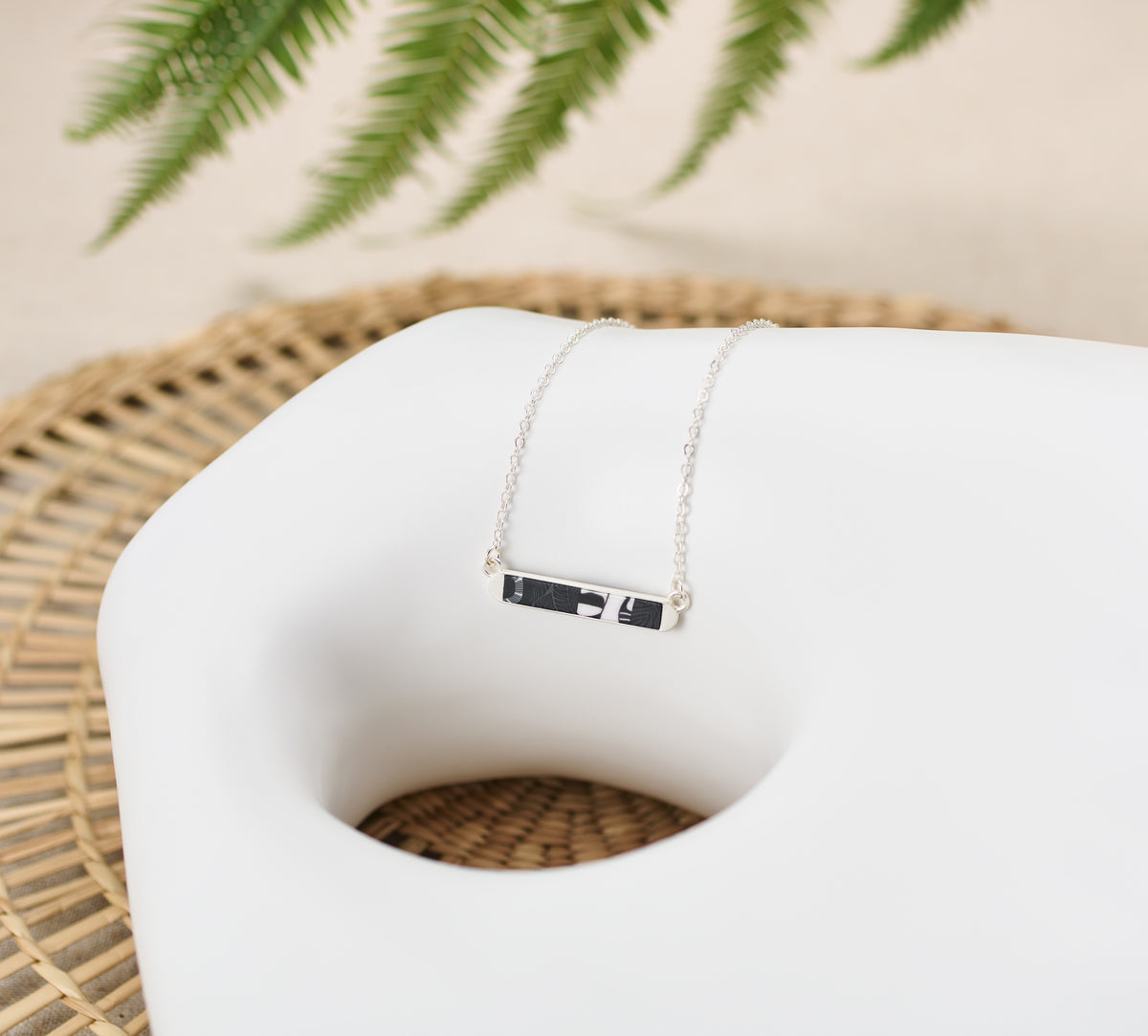 Noir Reversible Mini Bar Necklace